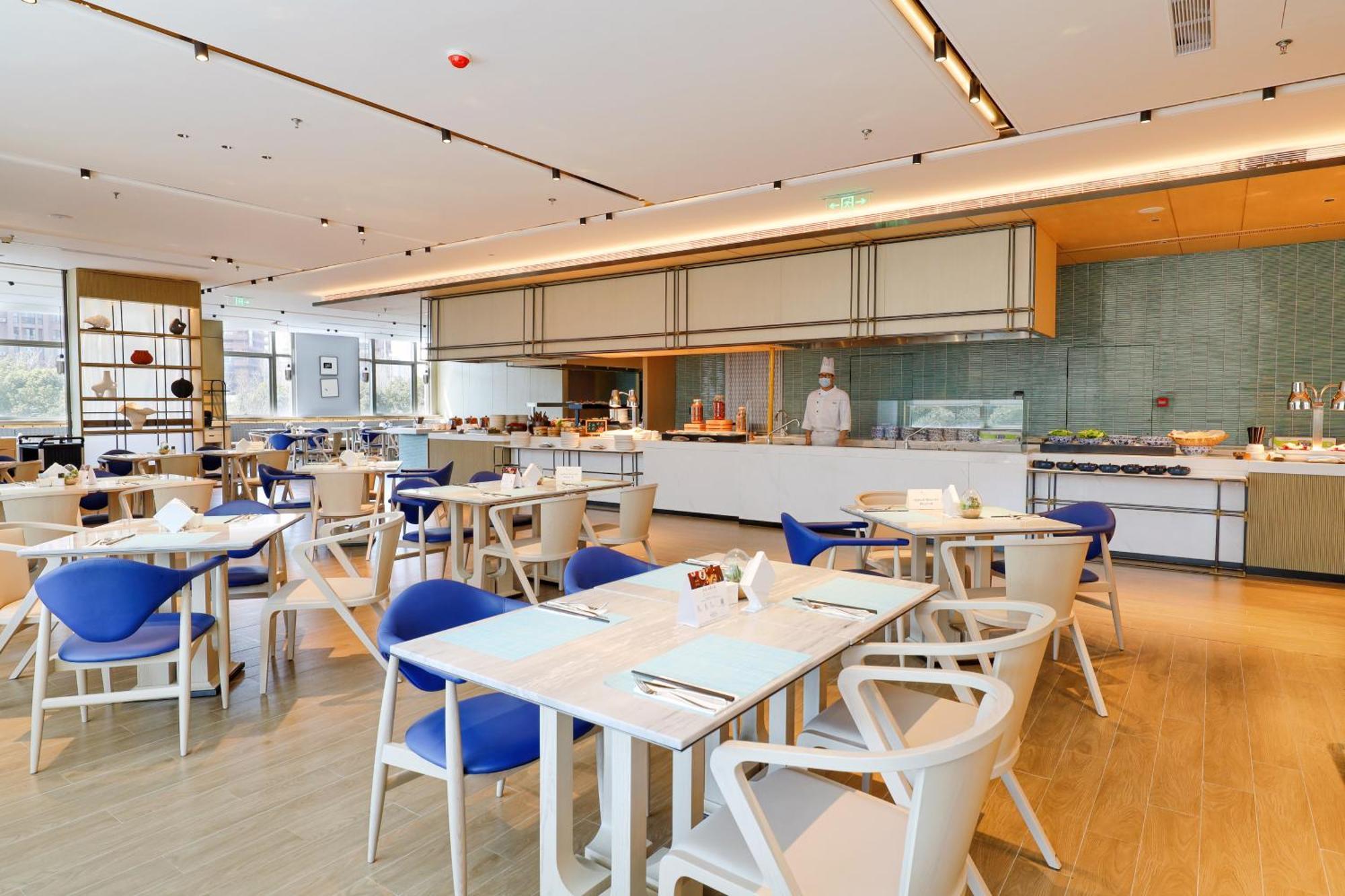Shanghai Marriott Hotel Pudong East - Only A 30 Minute Drive From Disney Exterior foto