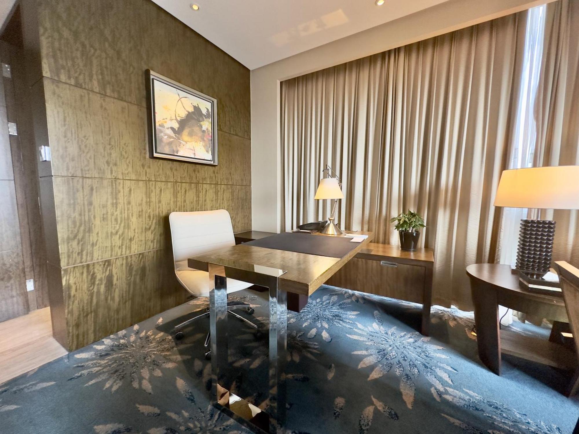 Shanghai Marriott Hotel Pudong East - Only A 30 Minute Drive From Disney Exterior foto